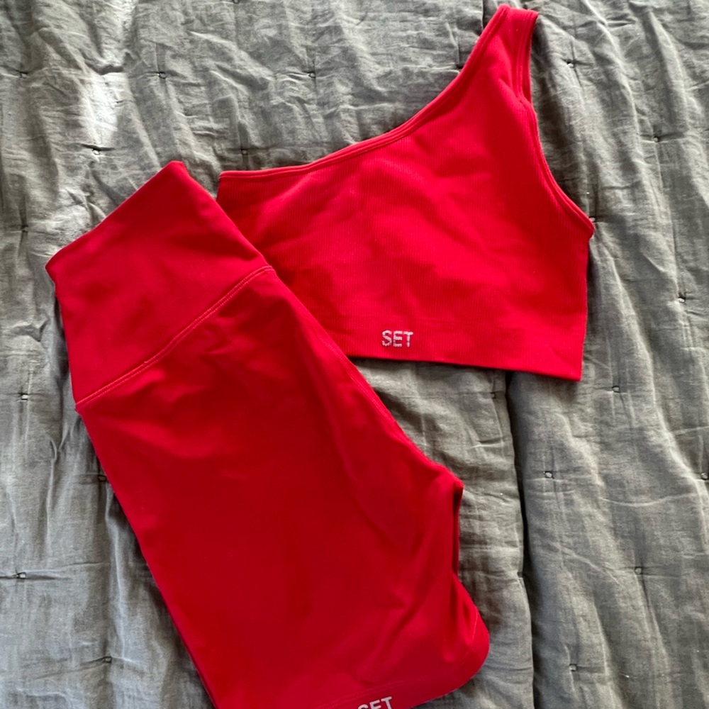 Set Active Red Set